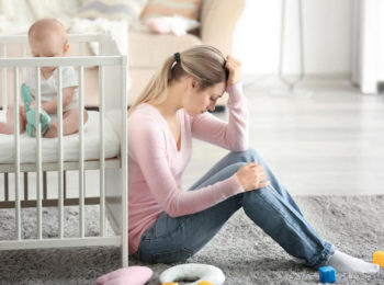 COME DISTINGUERE LA DEPRESSIONE POST PARTUM DALLA MATERNITY BLUES?