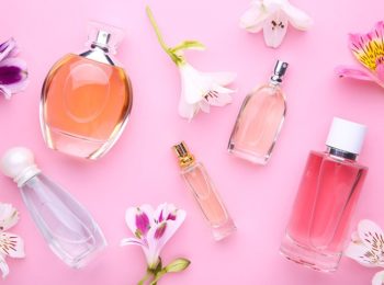 GLI “PSICOCOSMETICI” CHE POTENZIANO ED ESALTANO LA BELLEZZA, LA PERSONALITA’ E LA VITALITA’ DELLA PERSONA: I PROFUMI