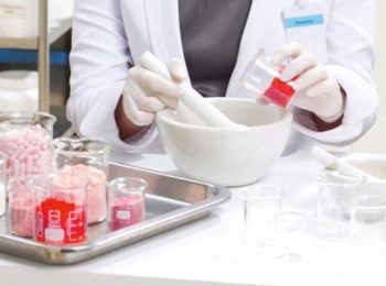 IL LABORATORIO GALENICO E LE PREPARAZIONI IN FARMACIA